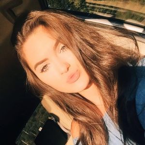 Meet your Posher, Madison